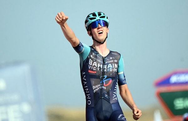 Deportes Exhibición de Omrzel y Mas amplía su ventaja en la Vuelta