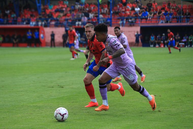 Municipal no pudo con San Pedro y reparten puntos en el Trébol