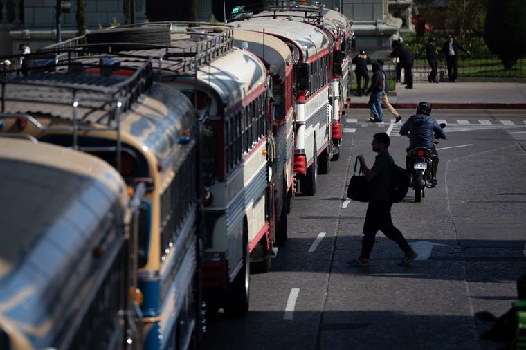Transportistas anuncian nueva protesta por costo de combustibles y definen recorridos