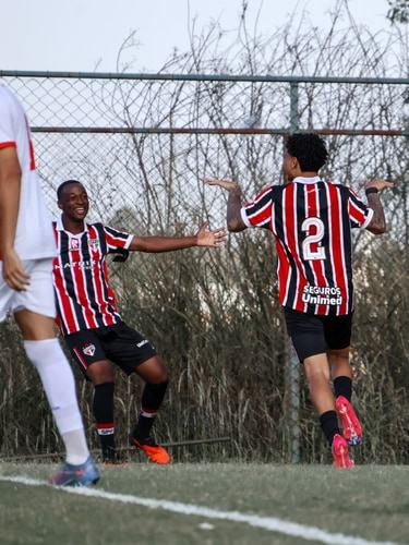 Marvin Ávila debuta con asistencia en el Sao Paulo de Brasil Deportes • Sao Paulo, Brasil