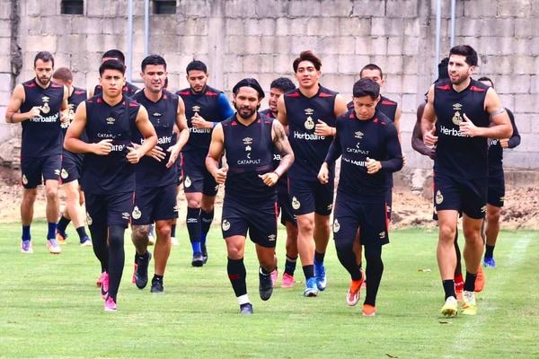 Deportes Antigua y San Pedro van a la caza del líder Municipal Antigua y San Pedro (12 puntos) tienen una misión especial durante la séptima jornada del Apertura 2026: recortar distancias al líder Municipal (15).
