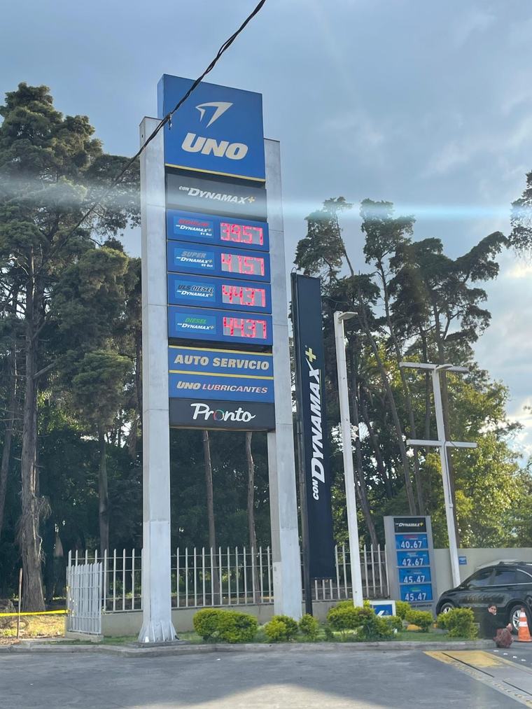 Diésel supera los Q46 y la gasolina roza los Q43 en villa nueva