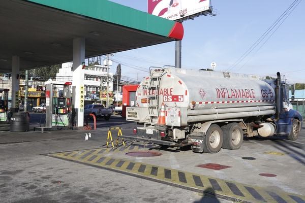 Guatemala E10: Transporte y almacenaje seguro en cada gasolinera Las gasolineras de Guatemala suman dos semanas de estar manejando la mezcla de gasolina con etanol en sus depósitos y bombas.