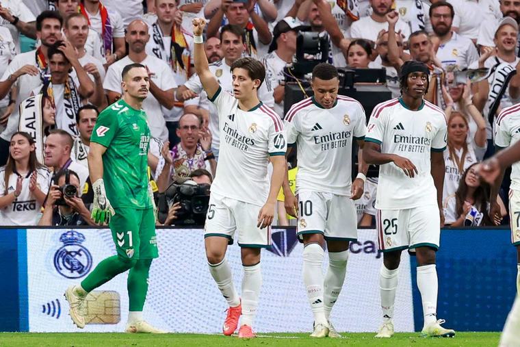 Mourinho sigue invicto: Real Madrid aplastó 4-0 al Málaga y lidera LaLiga