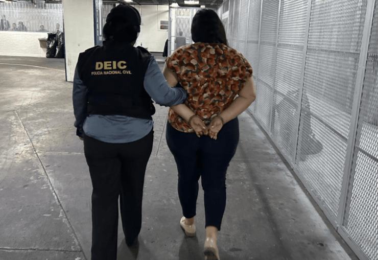 ¿Quién es Dixie Ramos? La abogada vinculada con una red de fraude inmobiliario