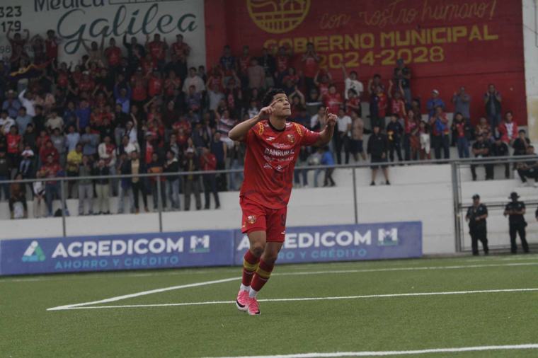 San Pedro da el golpe y acaba con el invicto de Antigua en un vibrante 4-3