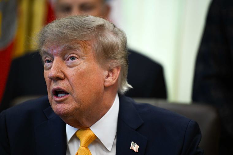 Por qué una jueza mantuvo el bloqueo a la reforma de Trump de restringir el voto por correo