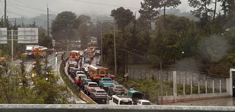 Anuncian manifestación de taxistas sobre la carretera Interamericana este viernes