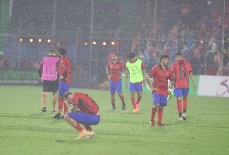 Tres participaciones y tres eliminaciones: ¿le queda grande la Copa Centroamericana a Municipal?