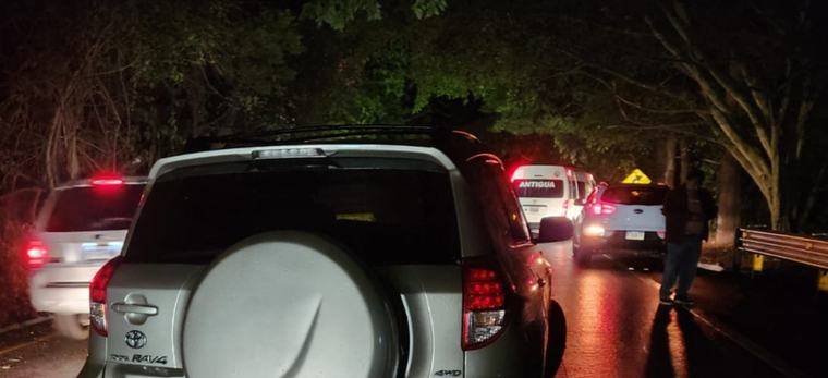 Accidente múltiple en la cuesta Las Cañas esta mañana de jueves