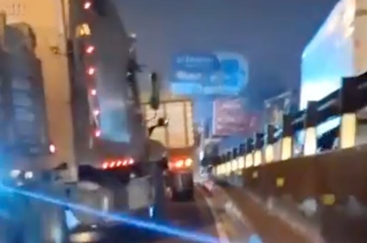 ¡Tres cabezales averiados! Reportan paso bloqueado en ruta al Atlántico este lunes