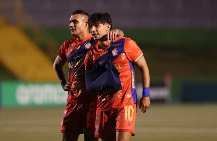 Xelajú MC: “Toca recuperarme y volver”, el mensaje de Antonio López tras conocer el diagnóstico de su fuerte lesión
